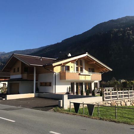 Appartement Neuhausliving à Aschau Im Zillertal Extérieur photo