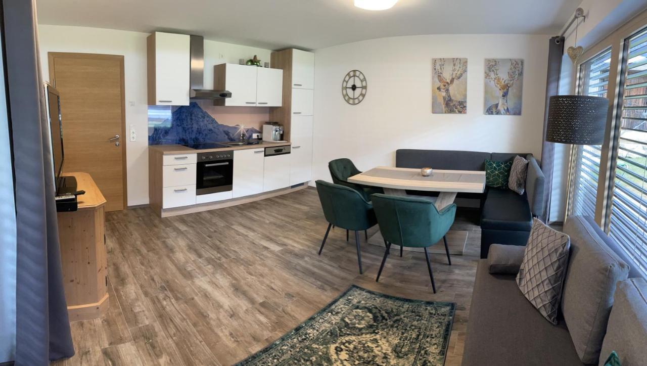Appartement Neuhausliving à Aschau Im Zillertal Extérieur photo