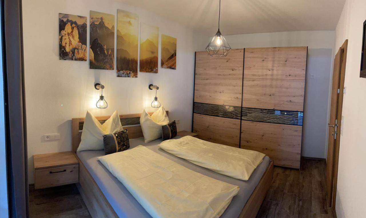 Appartement Neuhausliving à Aschau Im Zillertal Extérieur photo